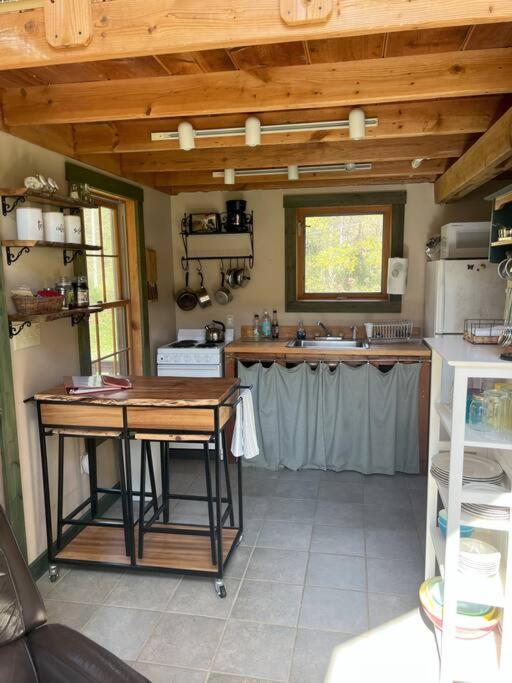 Secluded Cabin On Red Haven Farm Irvine Exterior foto